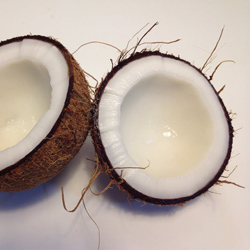Laser Smooth Company_Fighting_Dry_Skin_This_Summer_With_Food_4_The_Benefits_Of_Coconut